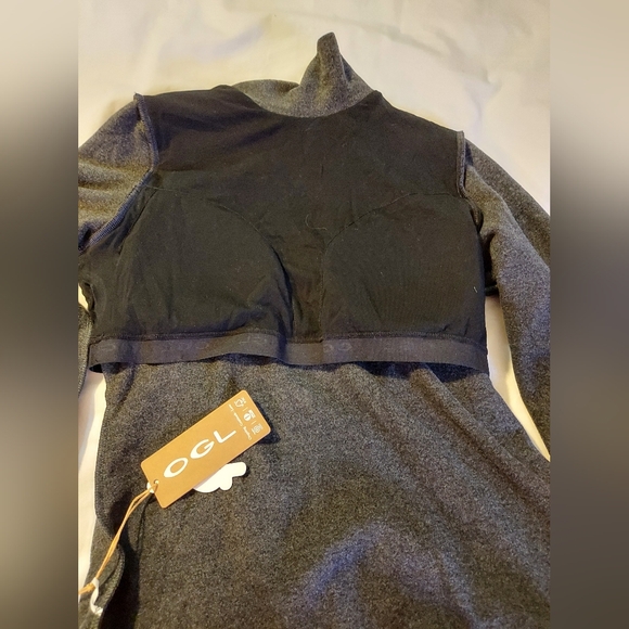 OGL Fitted Cozy Layering Women's Charcoal Turtleneck Sweater With Built-in Bra - Picture 7 of 8